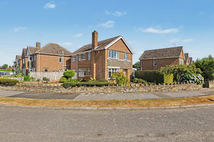 Thornbridge Crescent